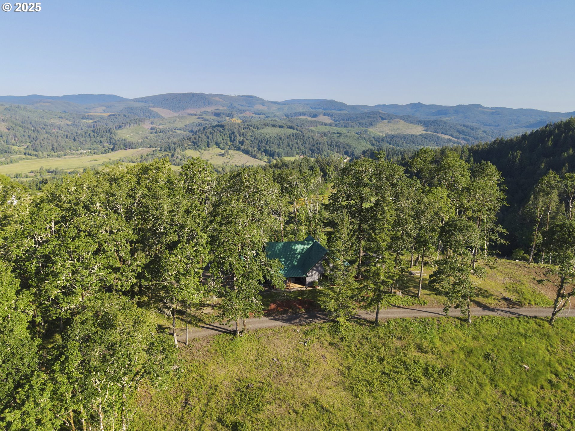 11880 Dupee Valley Road Sheridan, OR 97378 - Photo 4 of 46