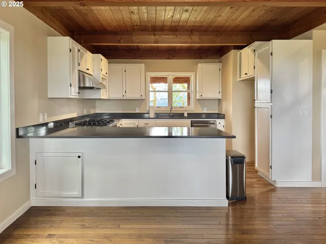 $799,900 | 11880 Dupee Valley Road, Sheridan, OR 97378