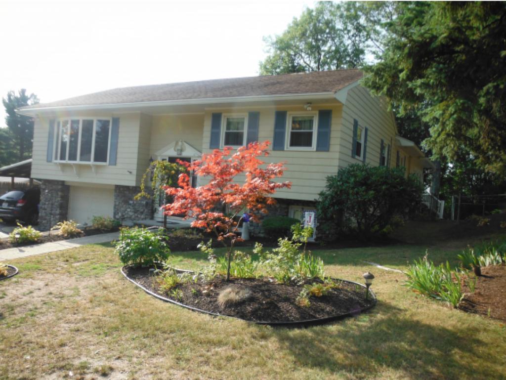 12 Pilgrim Road Lawrence, MA 01843 - Photo 1 of 25 Gallery Image 1