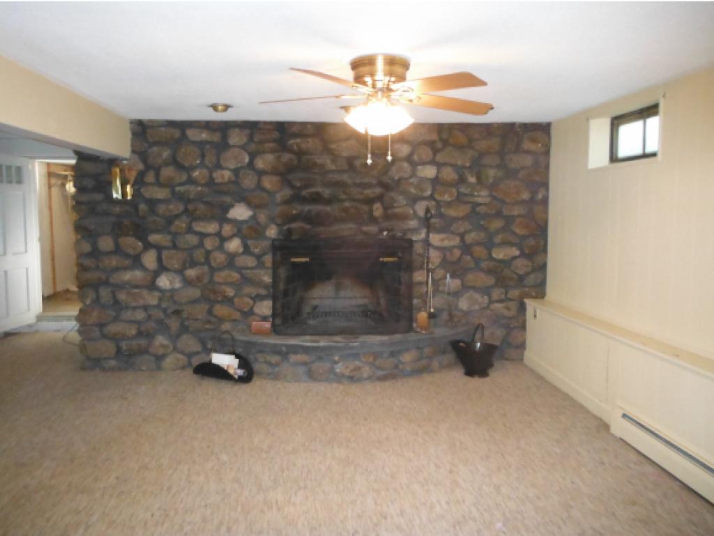 12 Pilgrim Road Lawrence, MA 01843 - Photo 15 of 25 Gallery Image 15