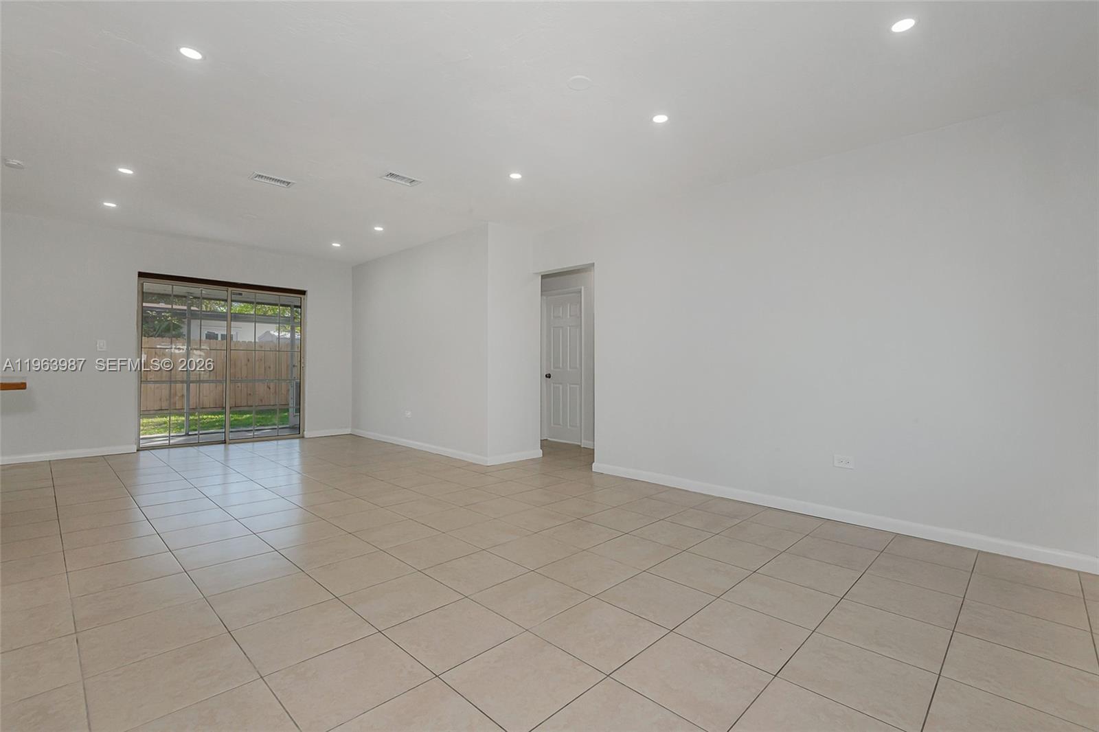 621 North 70th Way Hollywood, FL 33024 - Photo 11 of 49