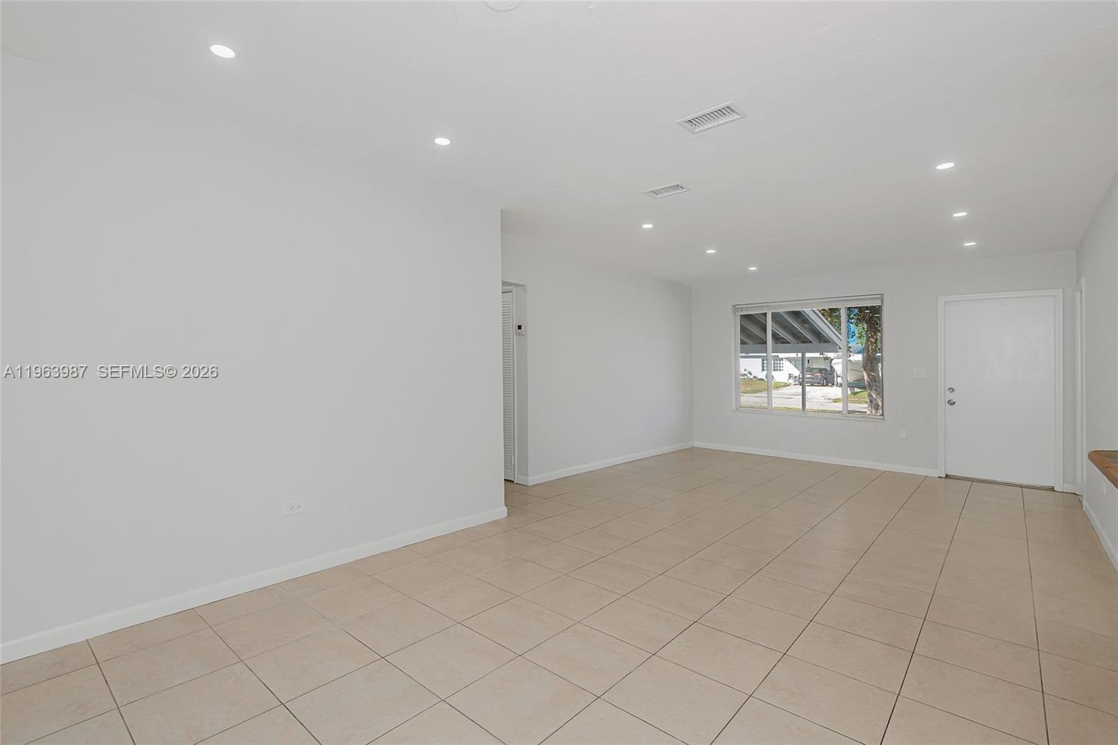 621 North 70th Way Hollywood, FL 33024 - Photo 17 of 49