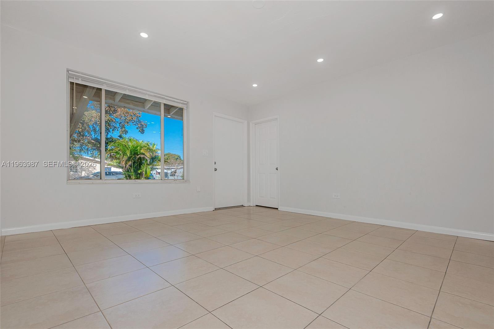 621 North 70th Way Hollywood, FL 33024 - Photo 19 of 49