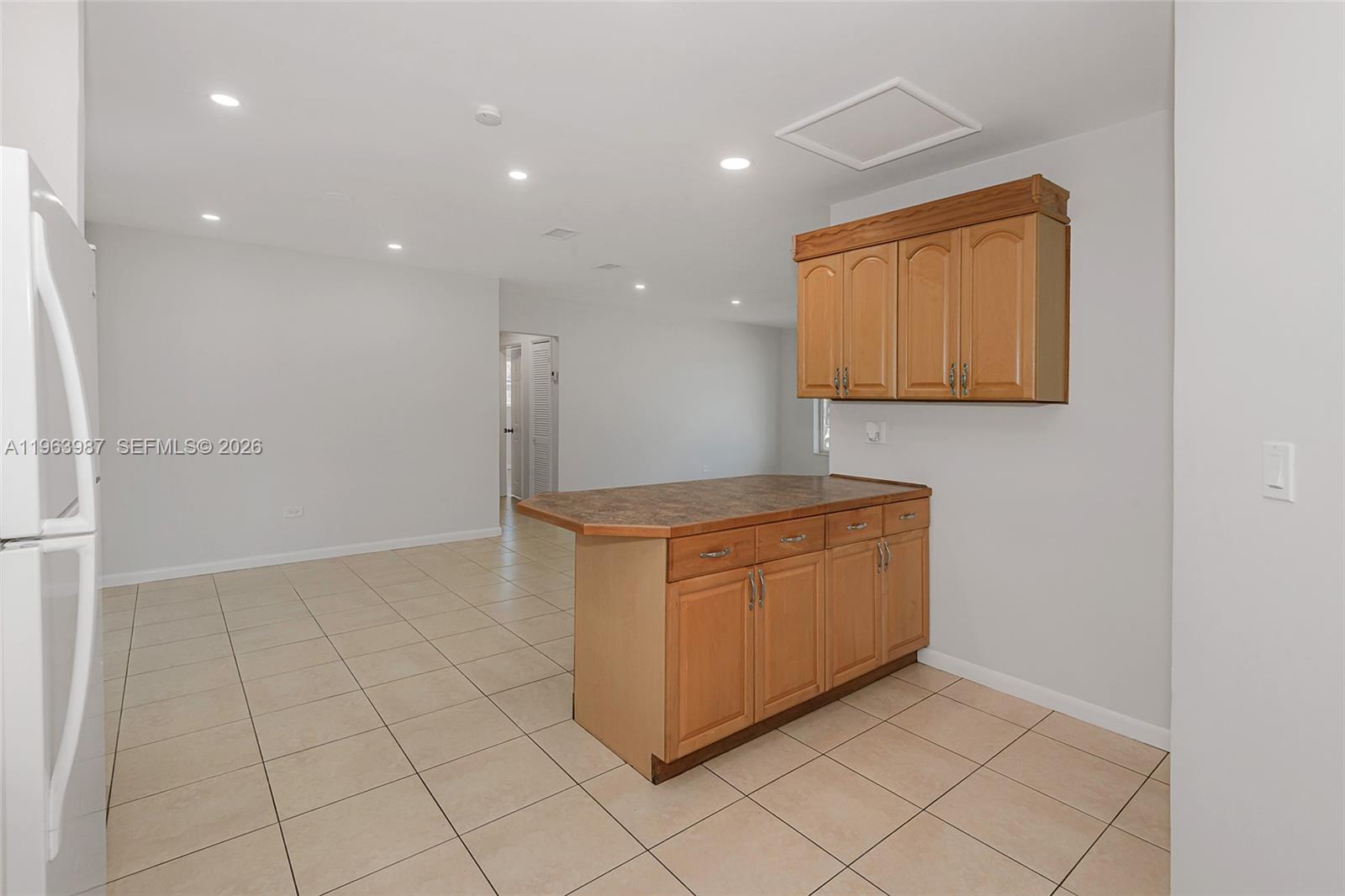 621 North 70th Way Hollywood, FL 33024 - Photo 25 of 49