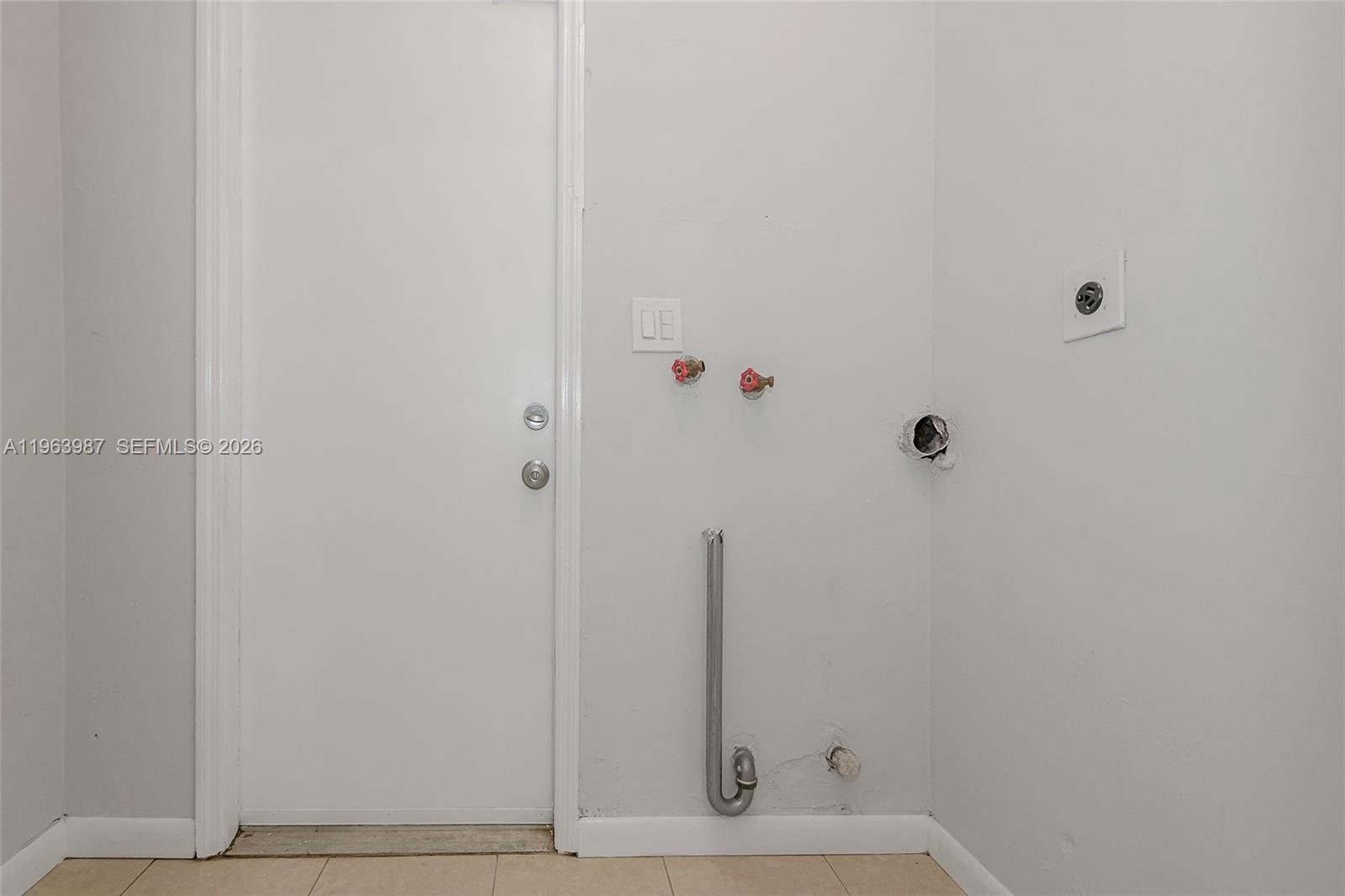 621 North 70th Way Hollywood, FL 33024 - Photo 40 of 49