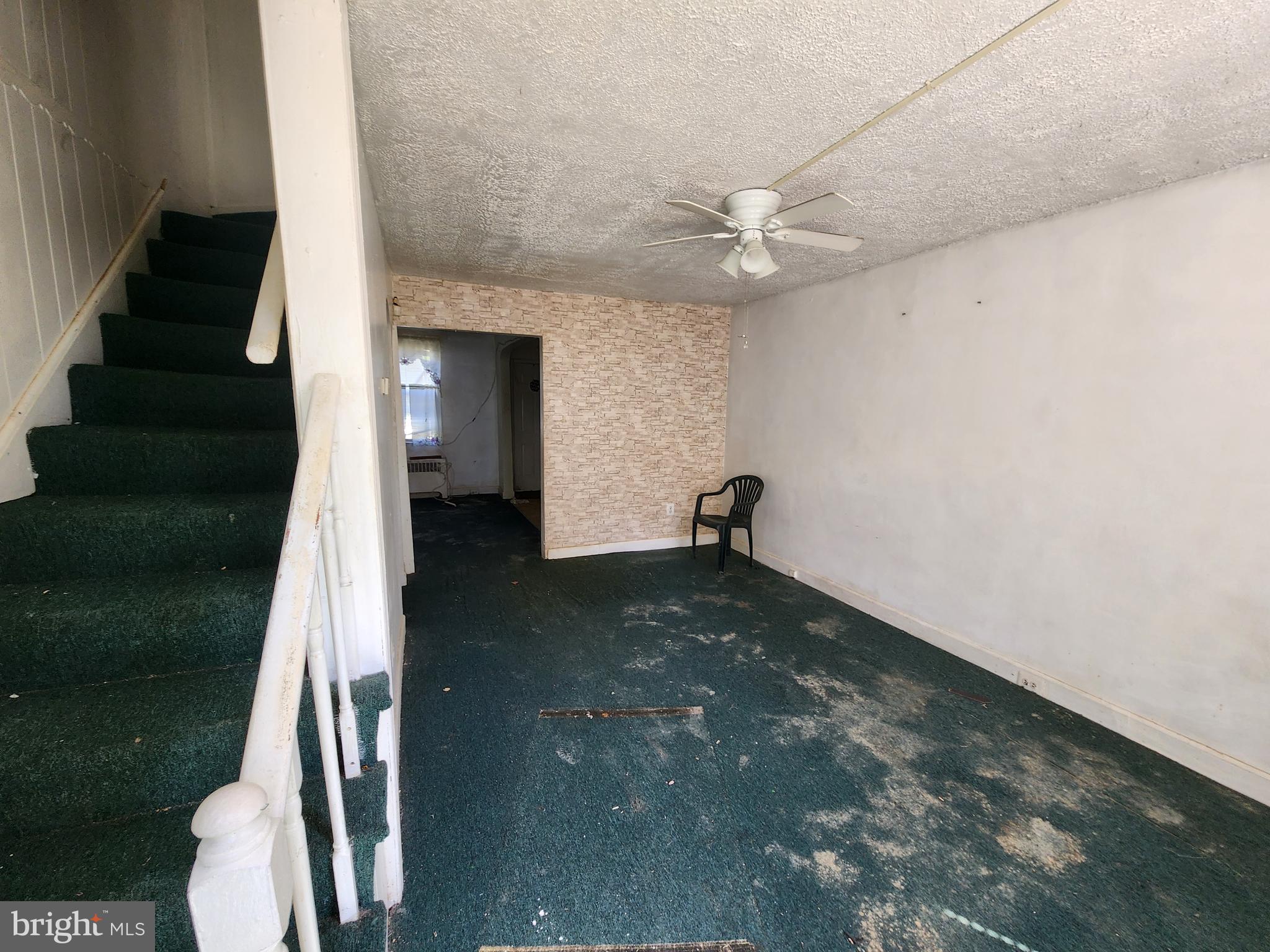933 North Franklintown Road Baltimore, MD 21216 - Photo 4 of 21