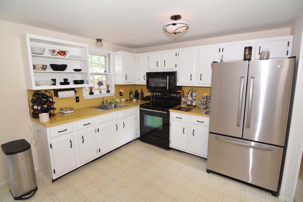 129 Sheaffer Road Centerville, MA 02632 - Photo 5 of 15 Additional Photo