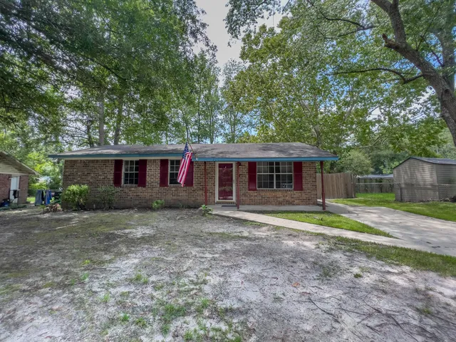 $1,650 | 226 Barshay Drive, Summerville, SC 29483