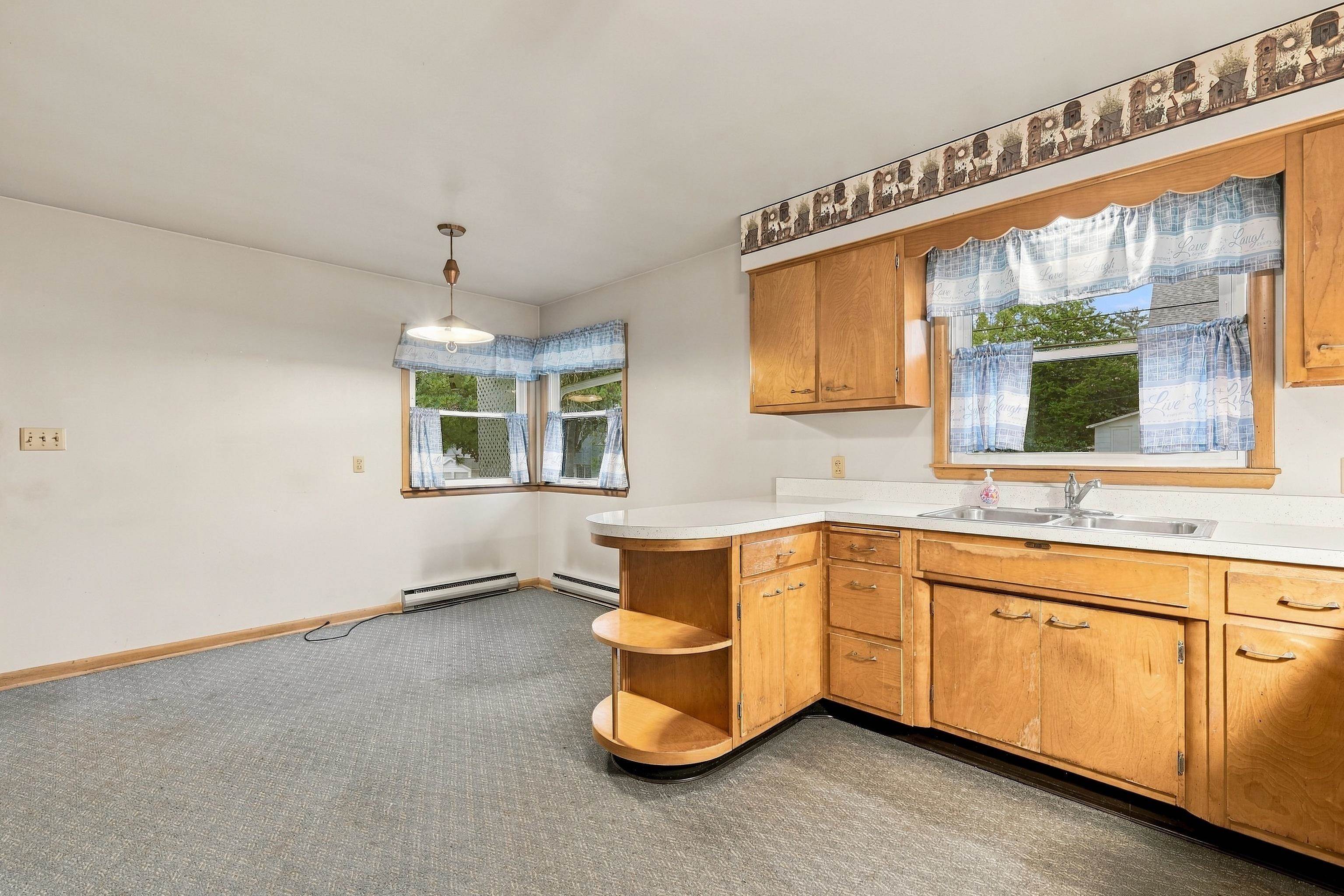 101 Clark Street Warren, IL 61087 - Photo 7 of 25 Gallery Image 7