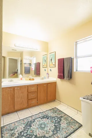 $435,000 | 310 Buena Vista Court, Merced, CA 95348