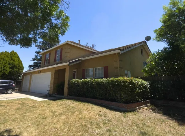 $435,000 | 310 Buena Vista Court, Merced, CA 95348
