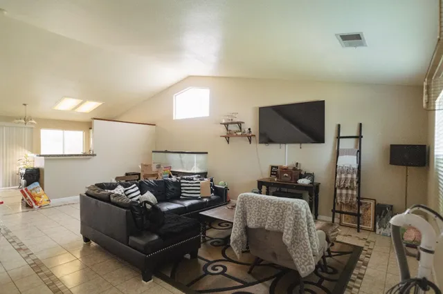 $435,000 | 310 Buena Vista Court, Merced, CA 95348