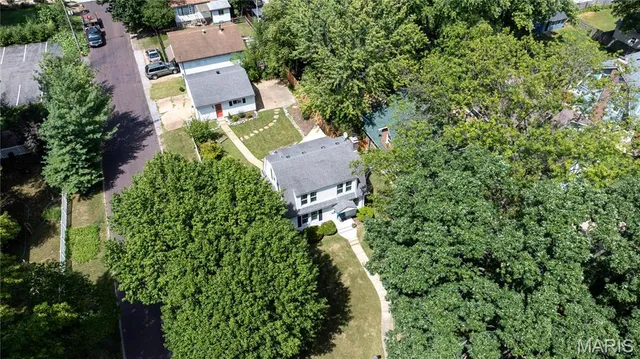 $3,400 | 7525 Suffolk Avenue, St. Louis, MO 63119