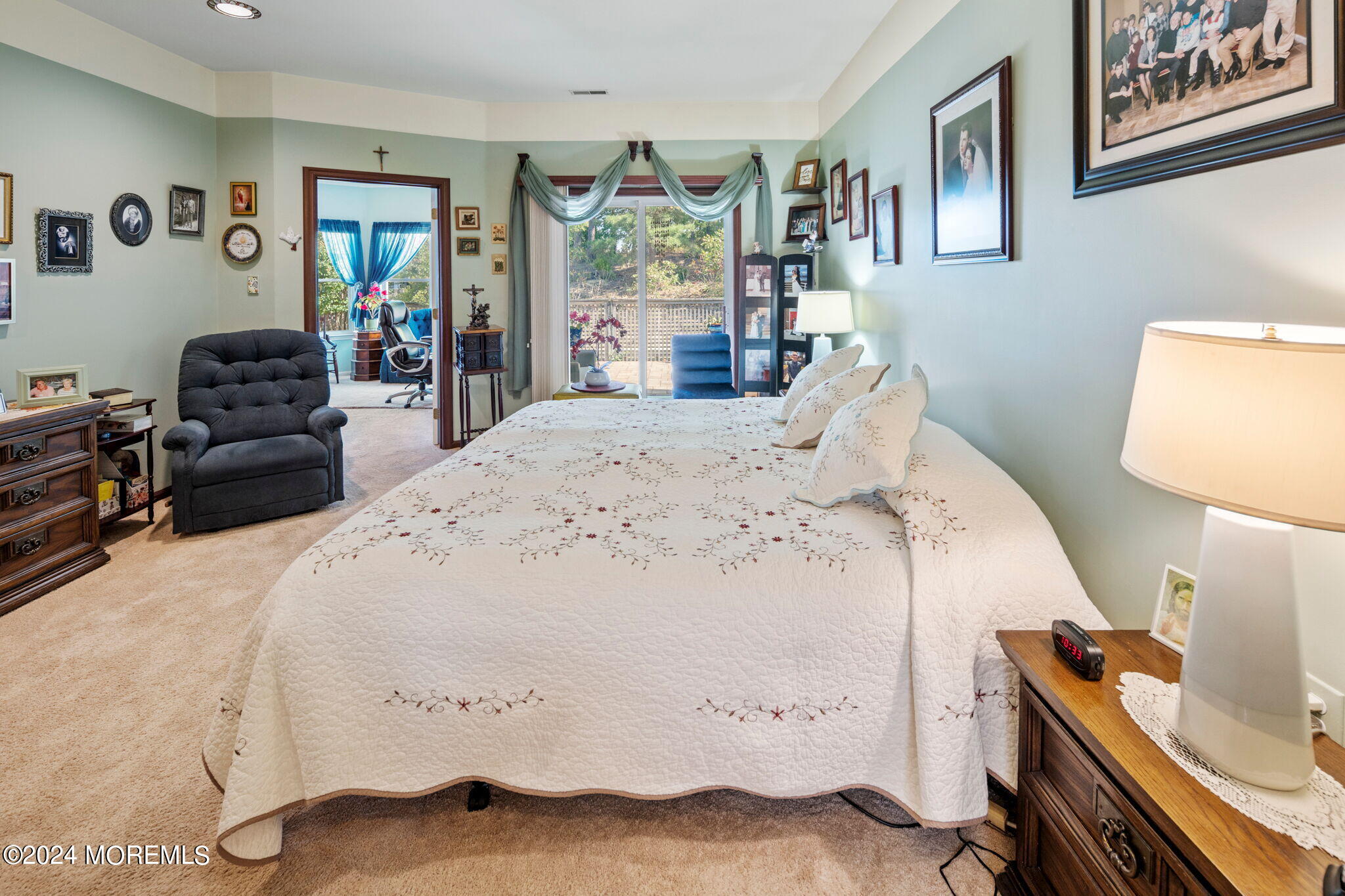 9 Hampton Road Manahawkin, NJ 08050 - Photo 26 of 50 a living room with furniture and a dresser