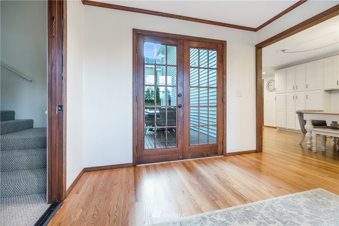 16933 Northeast 131st Place Redmond, WA 98052 - Photo 12 of 29