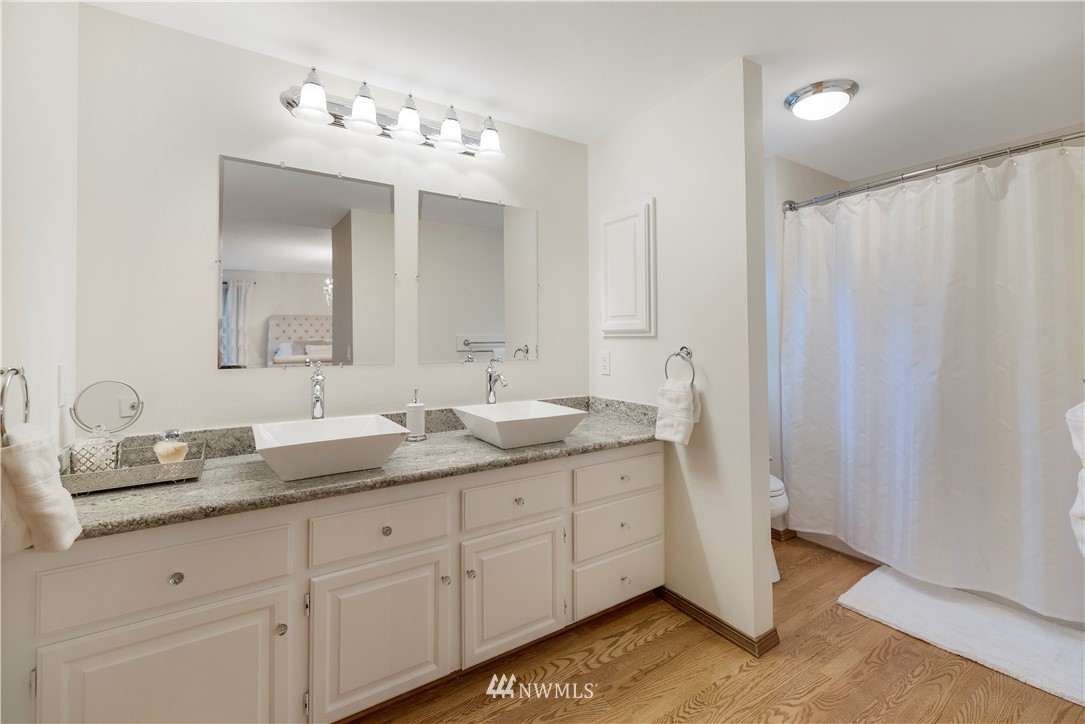 16933 Northeast 131st Place Redmond, WA 98052 - Photo 19 of 29