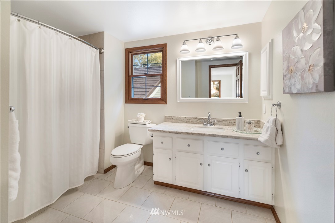 16933 Northeast 131st Place Redmond, WA 98052 - Photo 20 of 29