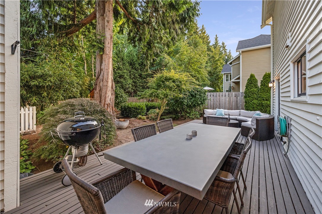 16933 Northeast 131st Place Redmond, WA 98052 - Photo 24 of 29