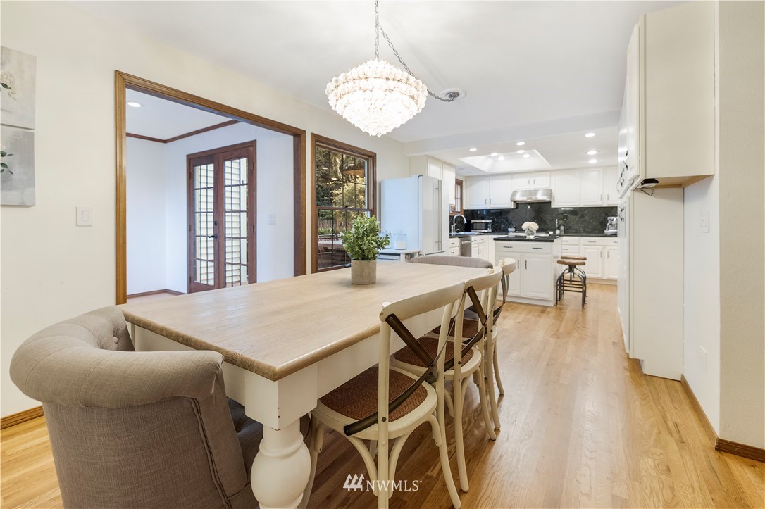 16933 Northeast 131st Place Redmond, WA 98052 - Photo 8 of 29