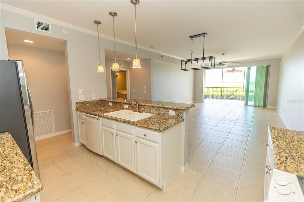 9203 Griggs Road, Unit 102 Englewood, FL 34224 - Photo 16 of 65