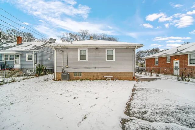$219,000 | 650 Mackinaw Avenue, Calumet City, IL 60409