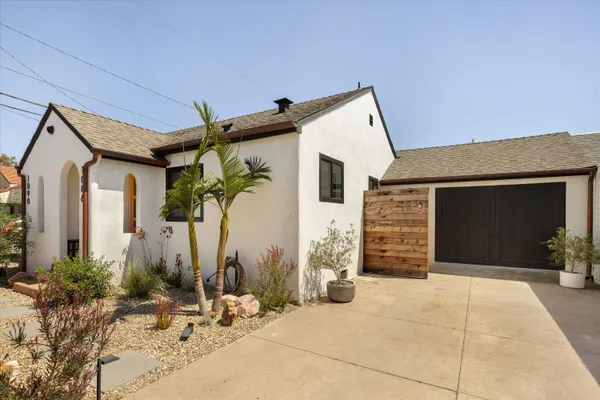 $1,795,000 | 1086-1090 Elm Lane, Carpinteria, CA 93013
