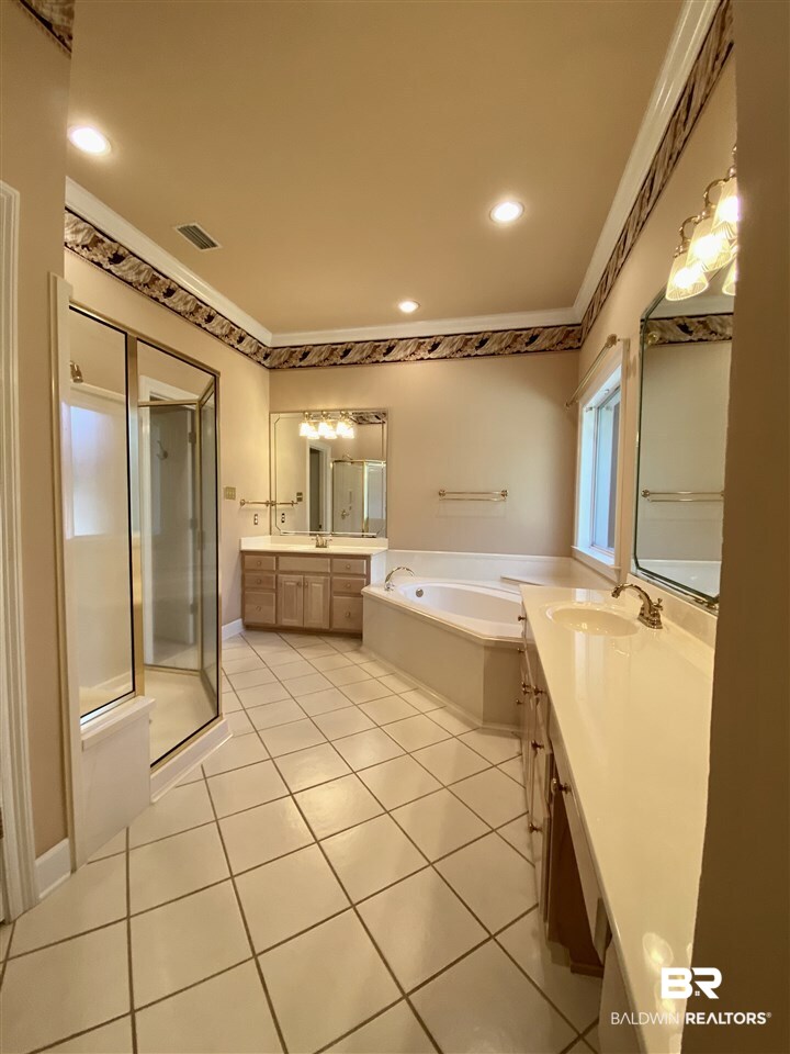 506 Potters Mills Road Daphne, AL 36526 - Photo 22 of 50 MASTER BATHROOM