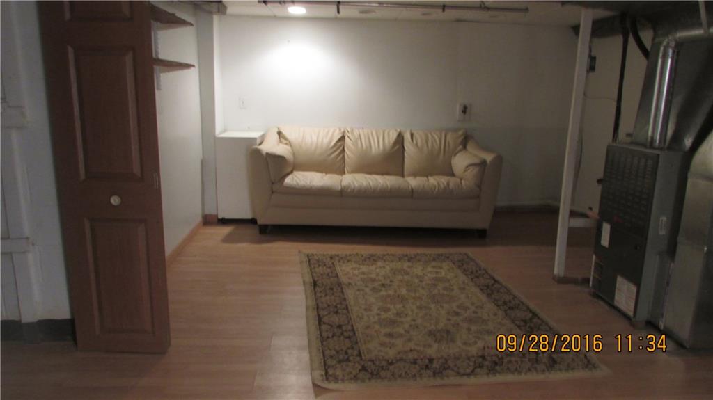 3525 Ridgewood Drive Pittsburgh, PA 15235 - Photo 17 of 24 Gallery Image 17