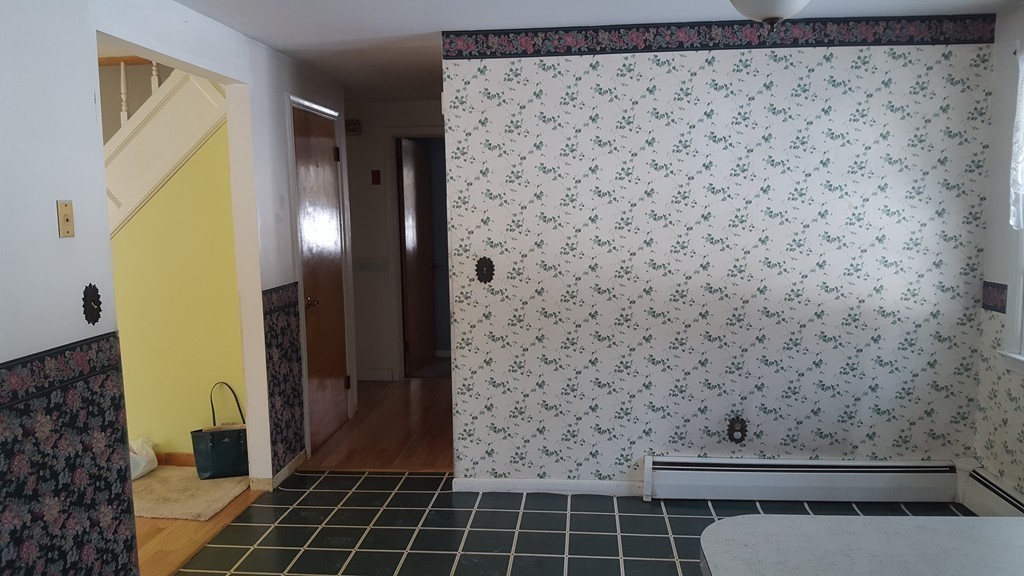 293 Paper Mill Road Westfield, MA 01085 - Photo 10 of 17 Gallery Image 10