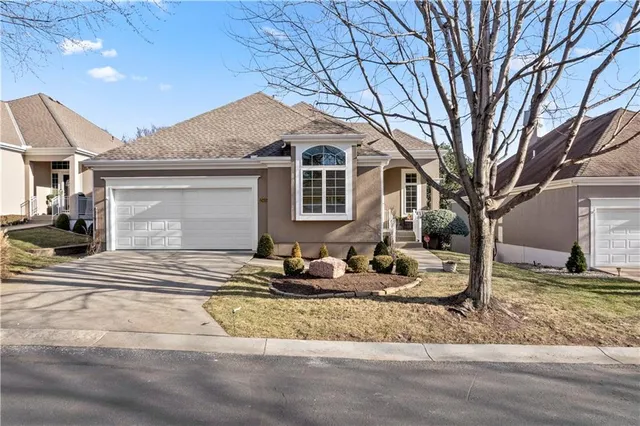 $495,000 | 13415 Summit Court, Kansas City, MO 64145
