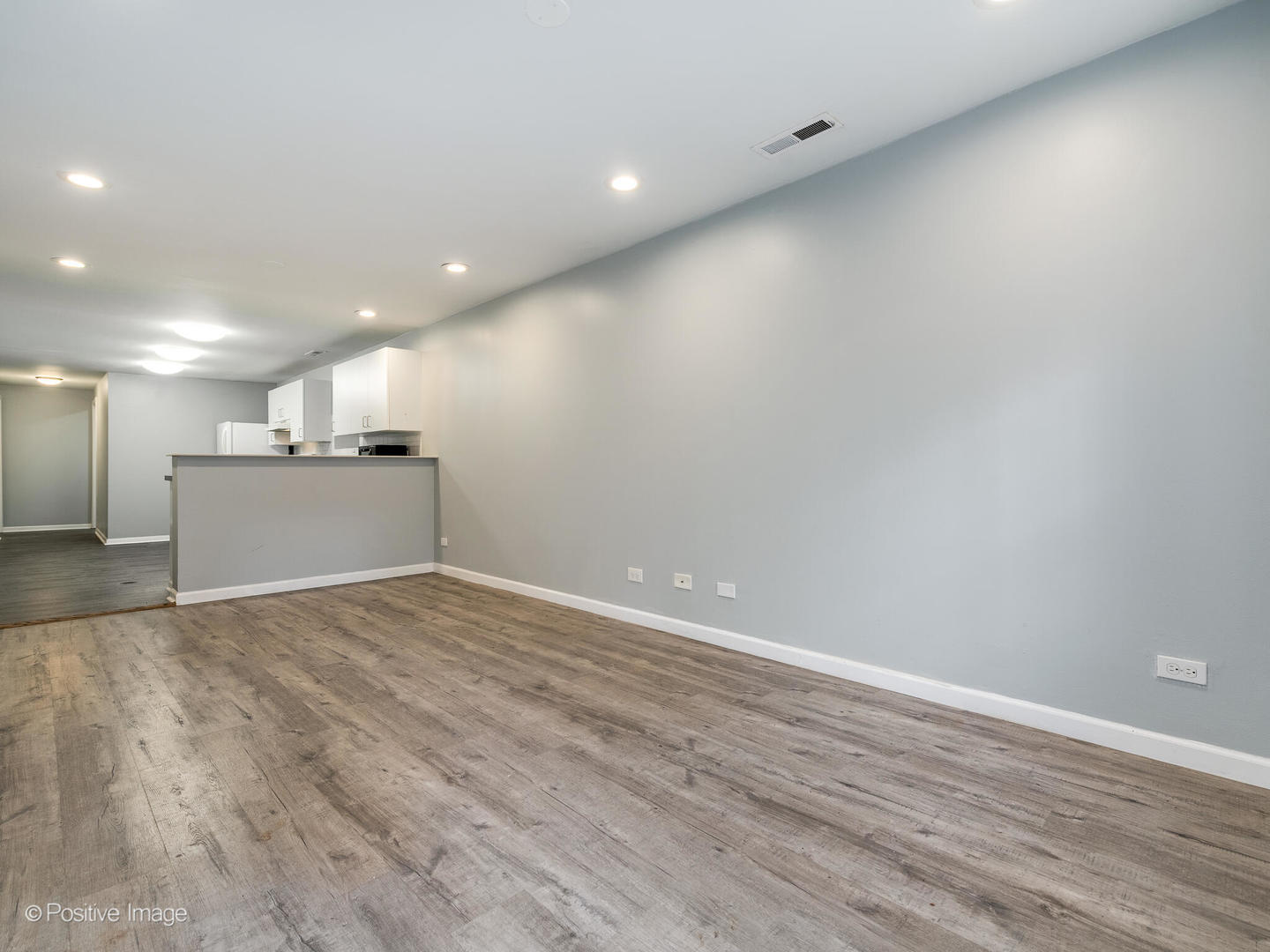 1436 West Taylor Street Chicago, IL 60607 - Photo 3 of 23 Gallery Image 3