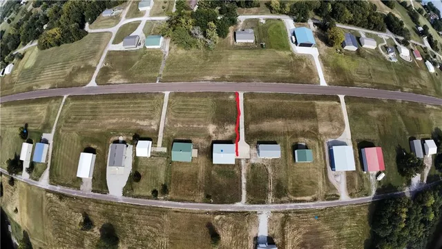 $250,000 | Lot S-116 Lot S-116 Gulfstream Drive, Gallatin, MO 64640