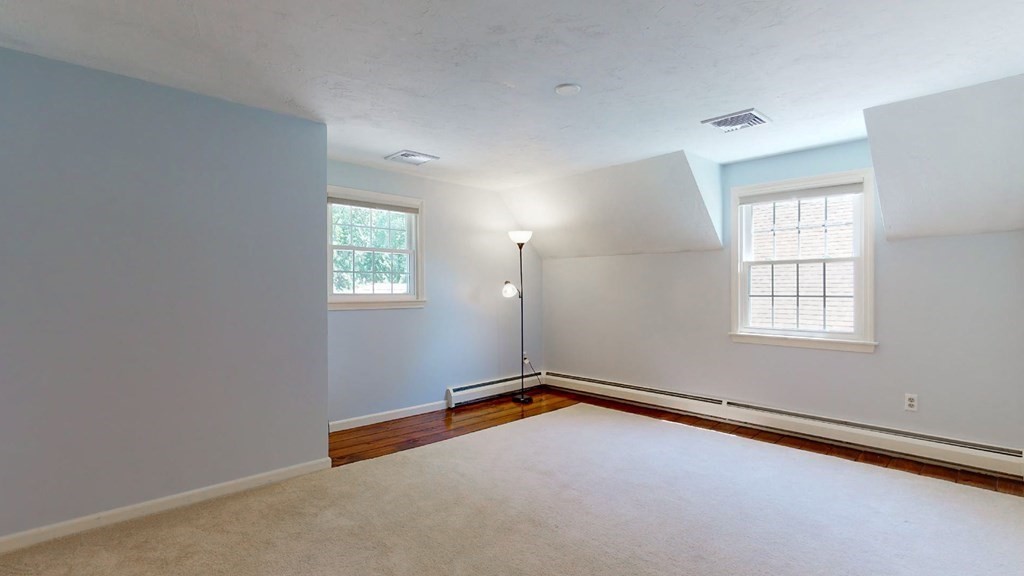 207 Spring Street Shrewsbury, MA 01545 - Photo 25 of 41 Gallery Image 25
