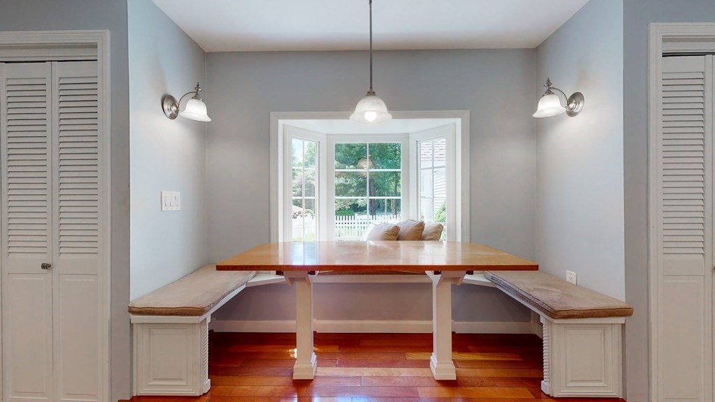 207 Spring Street Shrewsbury, MA 01545 - Photo 8 of 41 Gallery Image 8