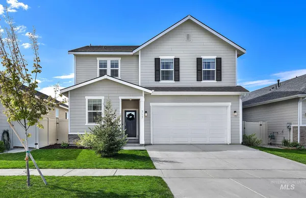 $599,900 | 717 West Lyra Street, Meridian, ID 83642