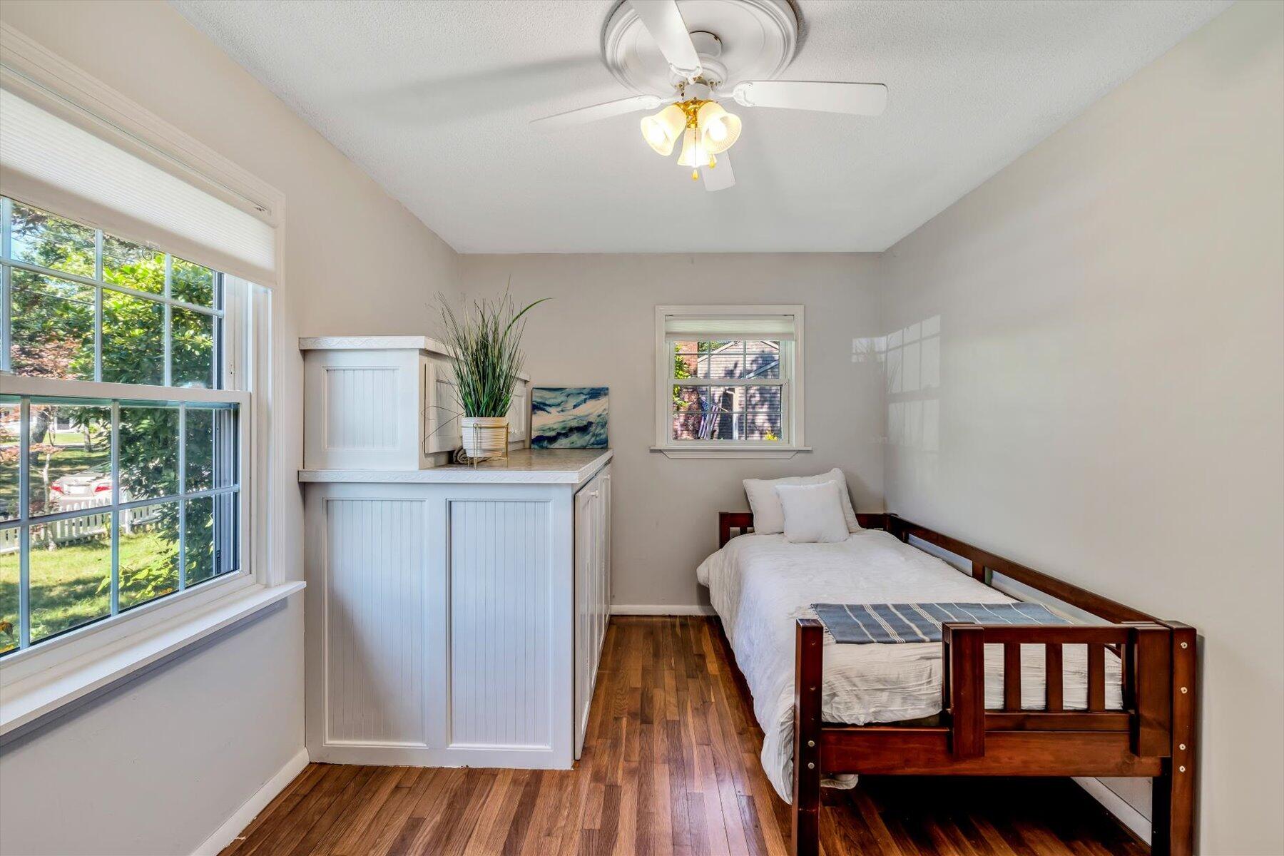 36 Elaine Road Hyannis, MA 02601 - Photo 12 of 29 40-IMGP4871