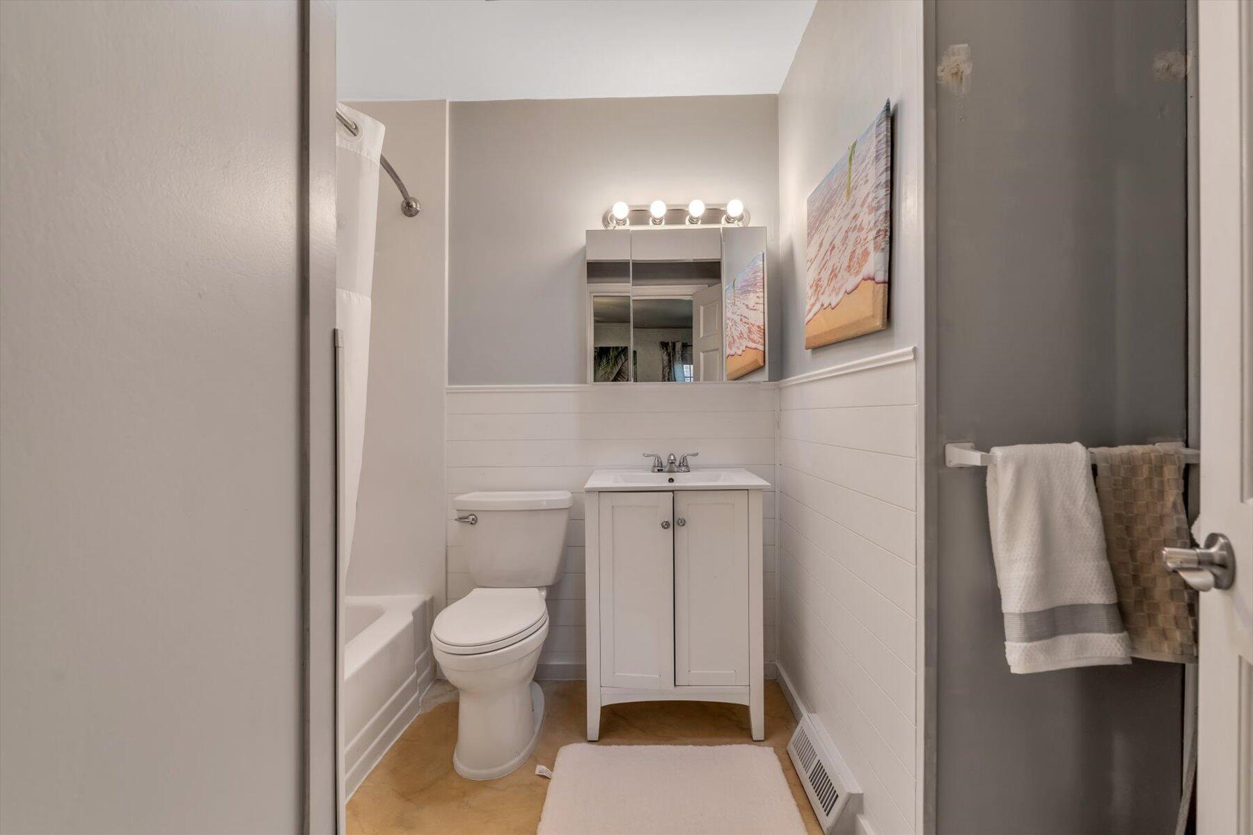 36 Elaine Road Hyannis, MA 02601 - Photo 16 of 29 48-IMGP4895