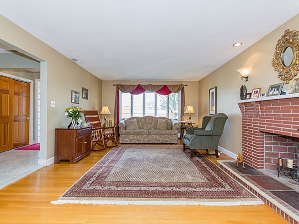 26 Slocum Road Boston, MA 02130 - Photo 3 of 24