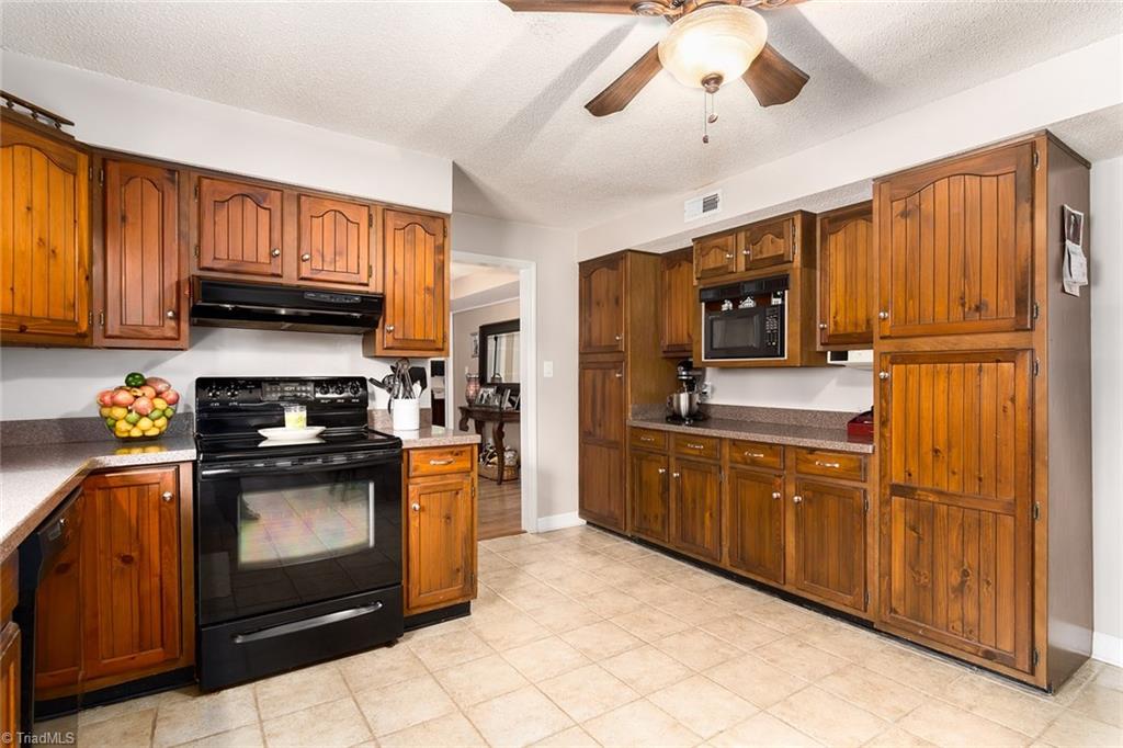 600 Horneytown Road High Point, NC 27265 - Photo 10 of 30 Gallery Image 10