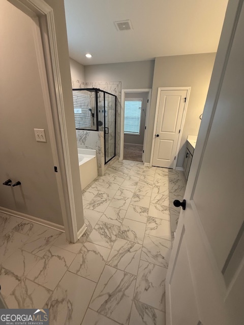 123 Weeping Moss Way Kathleen, GA 31047 - Photo 14 of 34 a view of bathroom