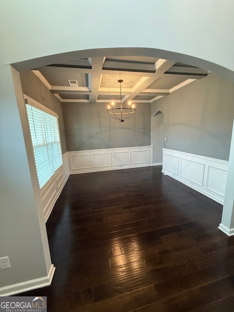 123 Weeping Moss Way Kathleen, GA 31047 - Photo 2 of 34 a view of a garage