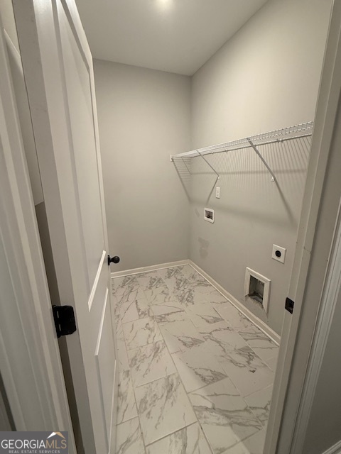 123 Weeping Moss Way Kathleen, GA 31047 - Photo 7 of 34 a bathroom with a sink and a mirror