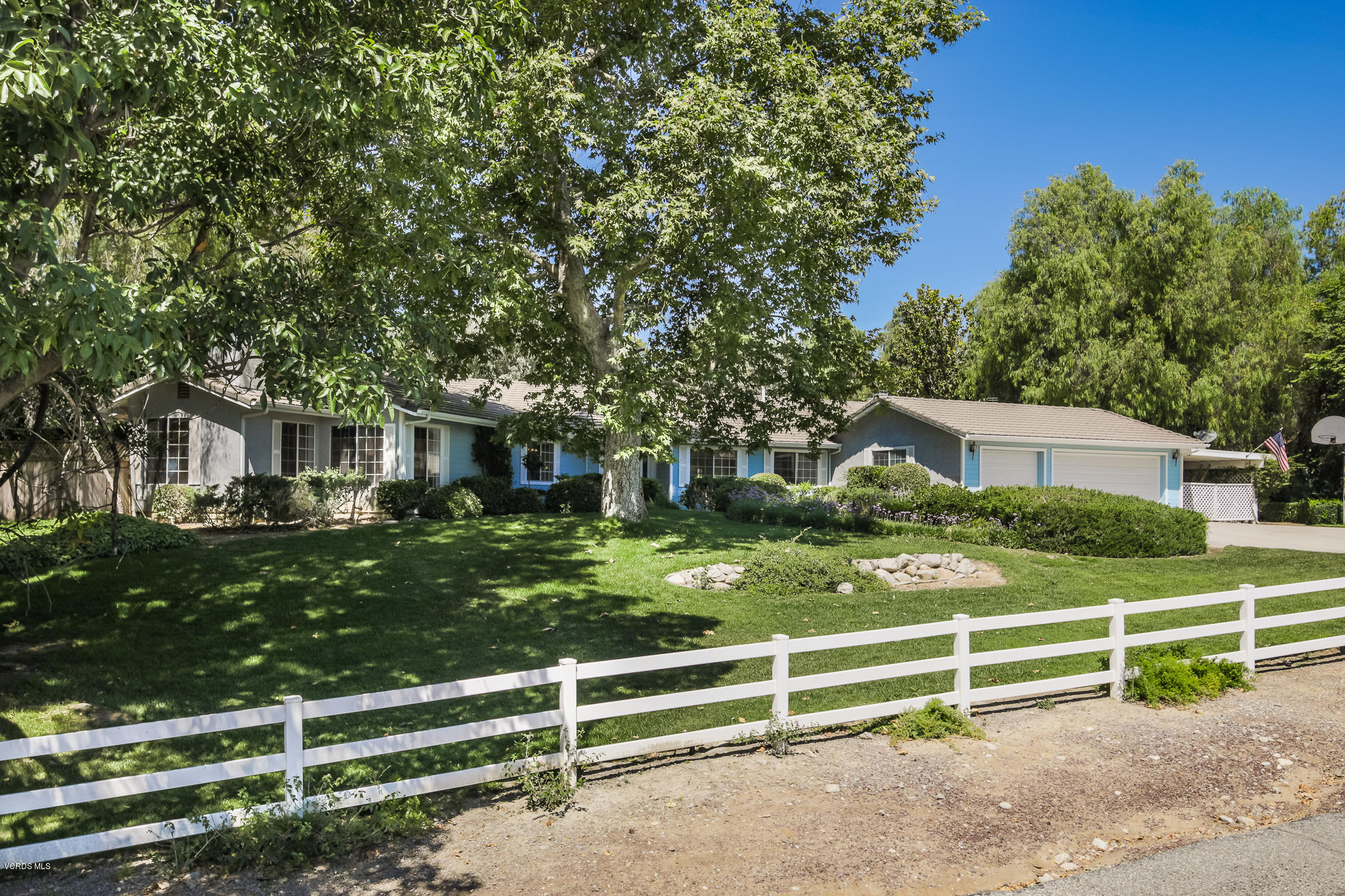 30633 Colt Road Castaic, CA 91384 - Photo 2 of 59 B71A5555