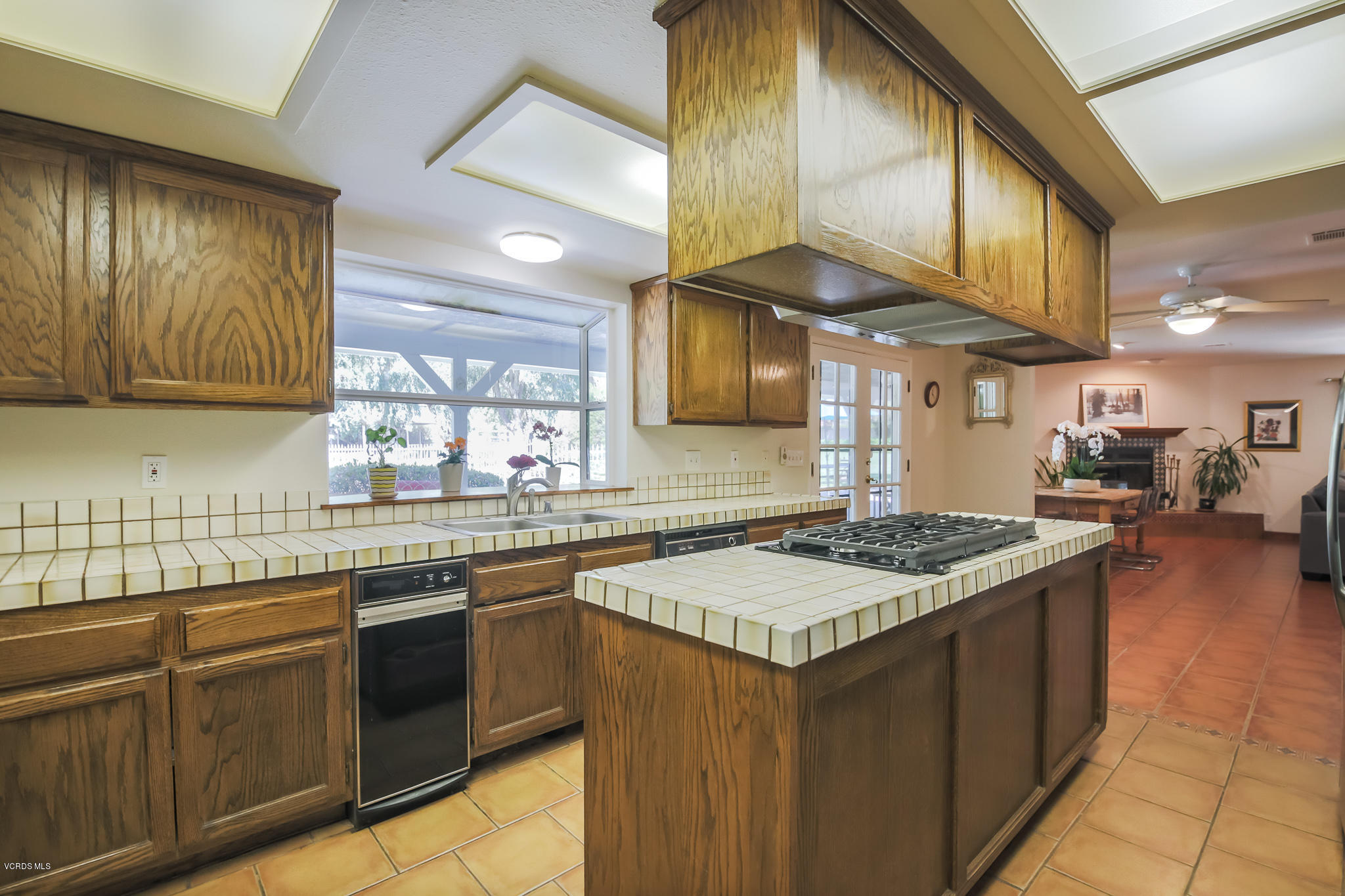 30633 Colt Road Castaic, CA 91384 - Photo 12 of 59 B71A5658