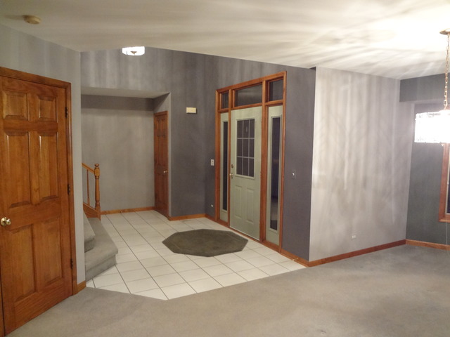 13336 Round Barn Road Plainfield, IL 60585 - Photo 3 of 25