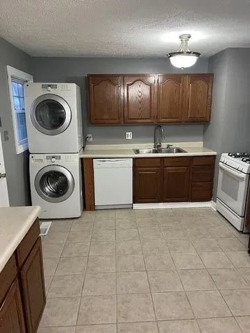 $1,700 | 7315 Delaware Avenue, Hammond, IN 46323