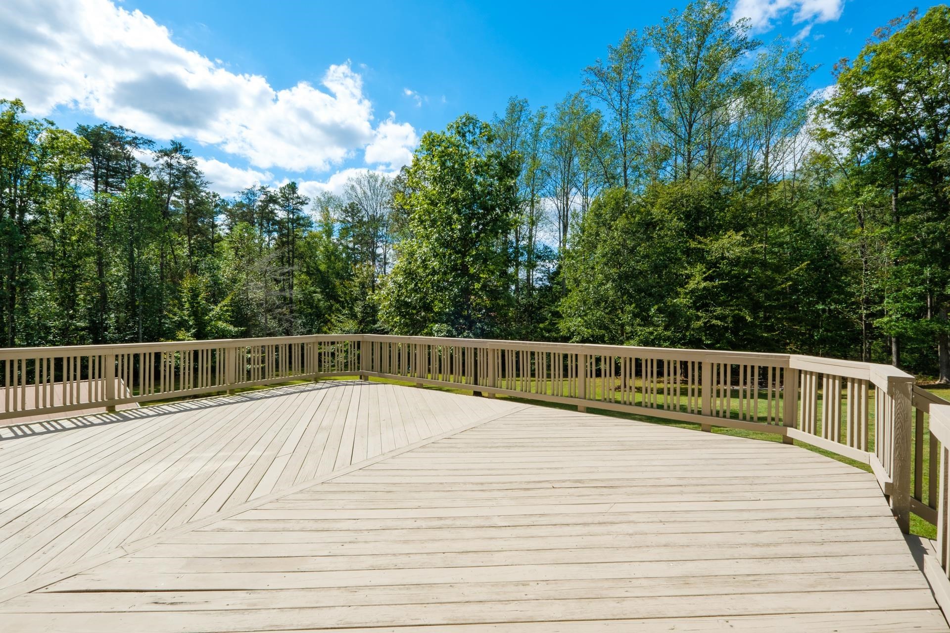 909 Hancock Drive Ruckersville, VA 22968 - Photo 49 of 68 a view of balcony with wooden floor and fence