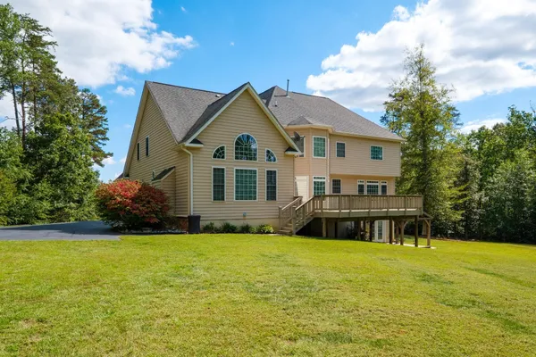 $849,000 | 909 Hancock Drive, Ruckersville, VA 22968