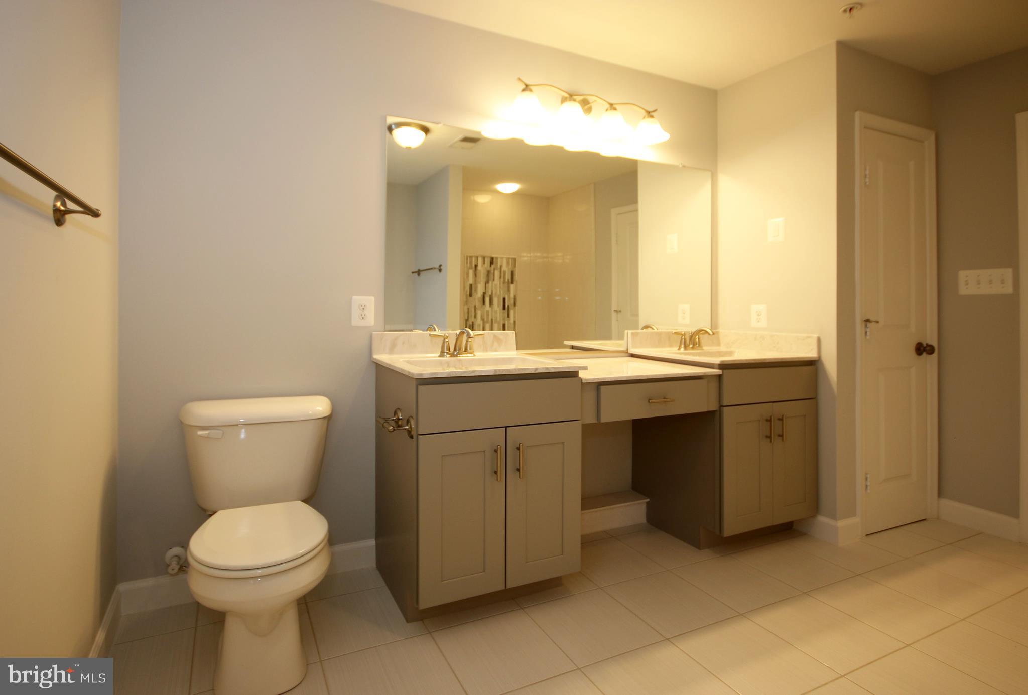 1911 Dale Lane Accokeek, MD 20607 - Photo 21 of 36 Bath Master Detail