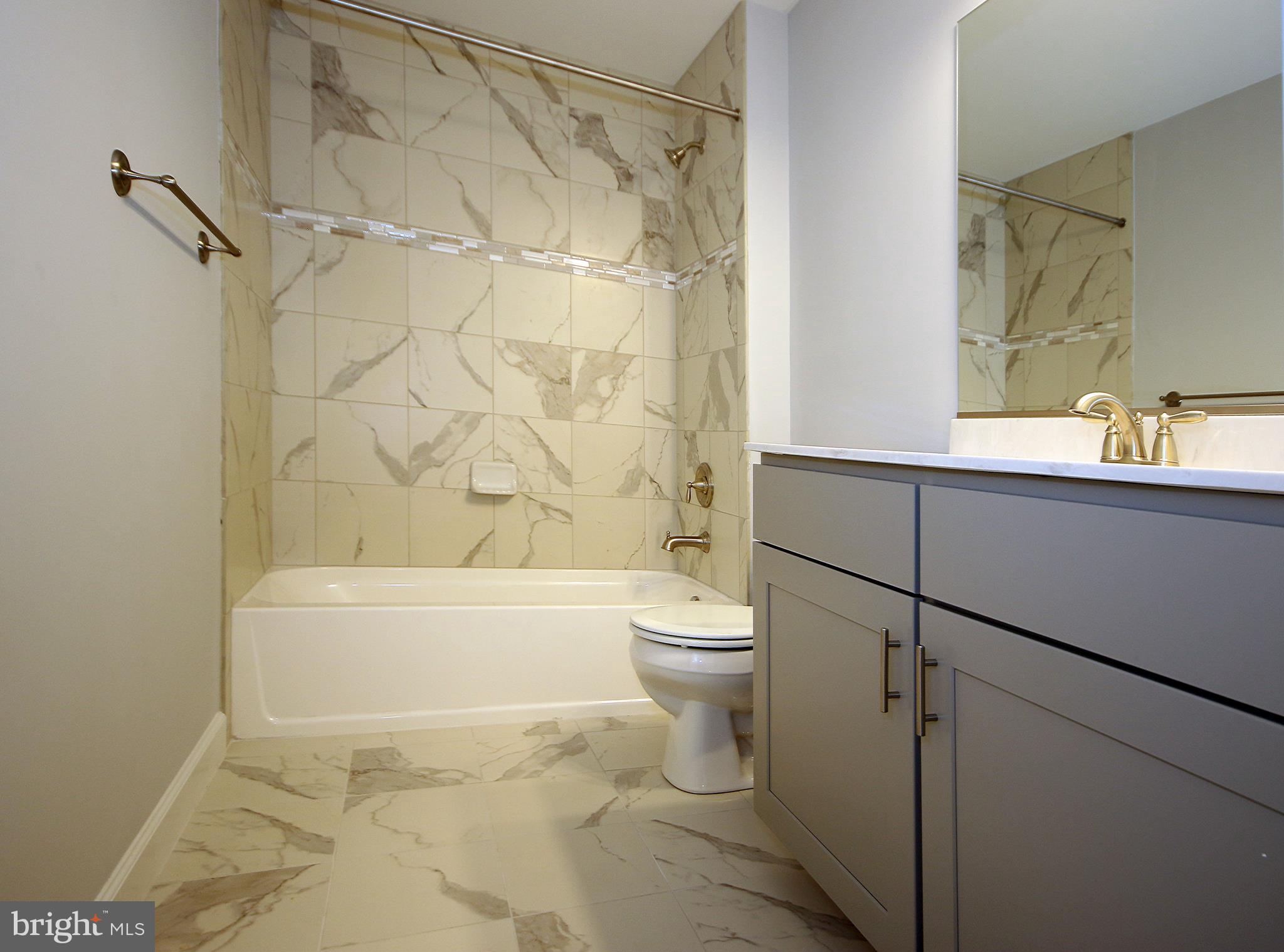 1911 Dale Lane Accokeek, MD 20607 - Photo 25 of 36 Bath Full 2